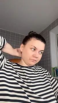 Snapshot of NinaVI chatting on March 2026 07:21:02 PM NinaVI online show from March 2026 07:21:02 PM