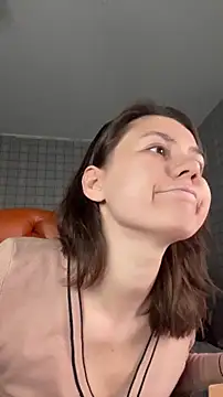 Snapshot of NinaVI chatting on September 2025 06:30:01 PM NinaVI online show from September 2025 06:30:01 PM