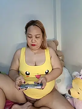 Sweet asian kylie online show from June 2026 06:03:01 PM