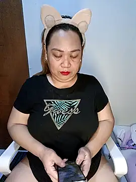 Sweet asian kylie online show from March 2026 06:09:02 PM