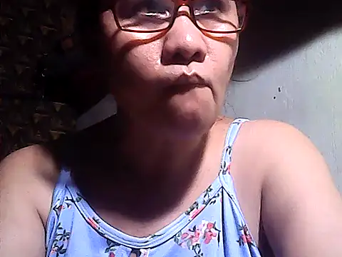sweetsosie18 online show from May 2026 04:21:01 AM