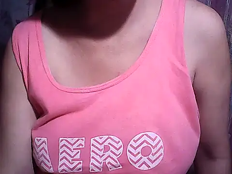 sweetsosie18 online show from October 2025 07:46:01 PM