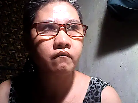 sweetsosie18 online show from May 2026 09:04:02 PM