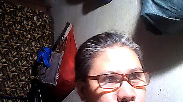 sweetsosie18 online show from May 2026 10:43:01 AM