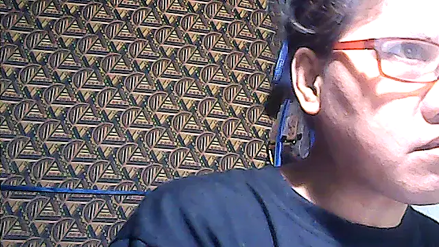 sweetsosie18 online show from April 2026 01:52:02 PM