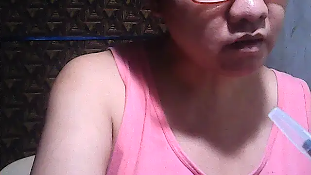 sweetsosie18 online show from April 2026 06:26:02 PM