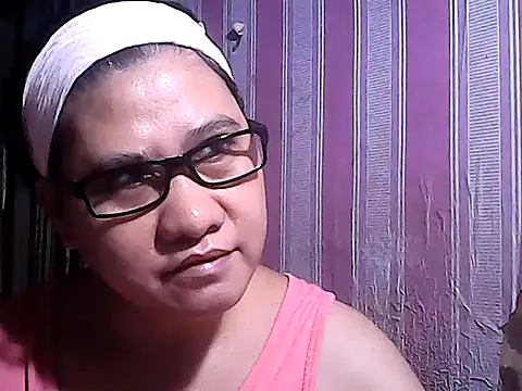 Snapshot of sweetsosie18 chatting on October 2025 04:00:01 PM sweetsosie18 online show from October 2025 04:00:01 PM