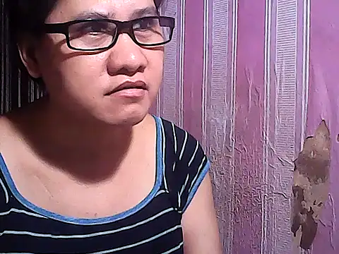 Snapshot of sweetsosie18 chatting on October 2025 11:24:02 PM sweetsosie18 online show from October 2025 11:24:02 PM