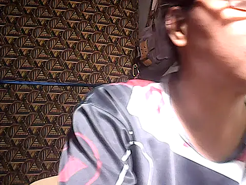 sweetsosie18 online show from May 2026 05:00:01 AM
