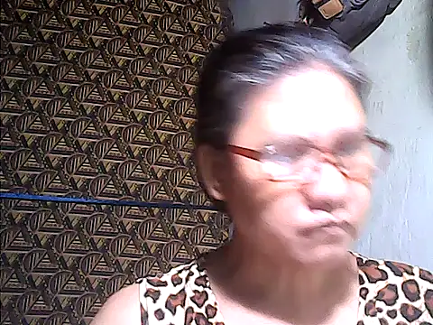 sweetsosie18 online show from May 2026 03:45:02 PM