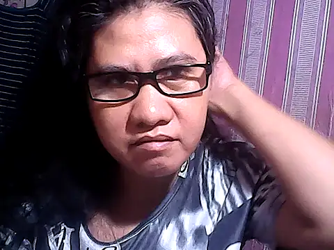 Snapshot of sweetsosie18 chatting on October 2025 12:44:01 AM sweetsosie18 online show from October 2025 12:44:01 AM