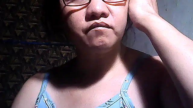 sweetsosie18 online show from March 2026 06:15:02 PM