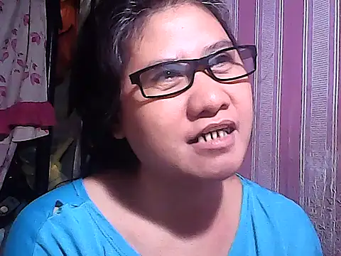 sweetsosie18 online show from October 2025 11:09:01 AM