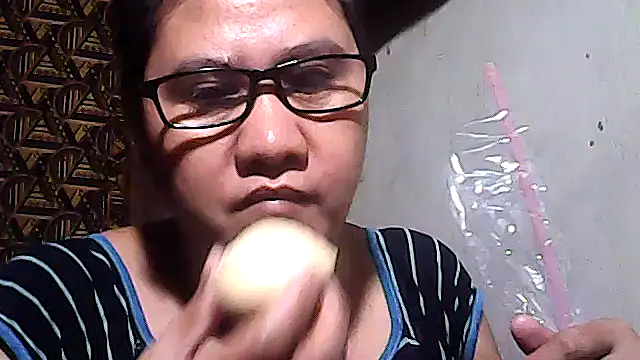 sweetsosie18 online show from December 2025 07:18:01 AM