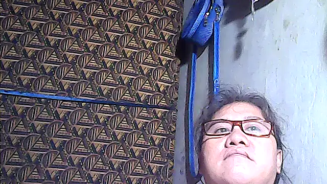 sweetsosie18 online show from April 2026 12:39:01 AM