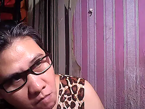 Snapshot of sweetsosie18 chatting on September 2025 02:17:02 AM sweetsosie18 online show from September 2025 02:17:02 AM