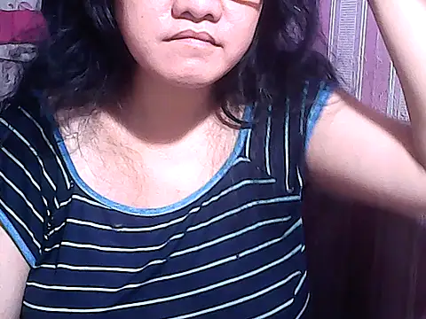 Snapshot of sweetsosie18 chatting on October 2025 04:44:02 AM sweetsosie18 online show from October 2025 04:44:02 AM