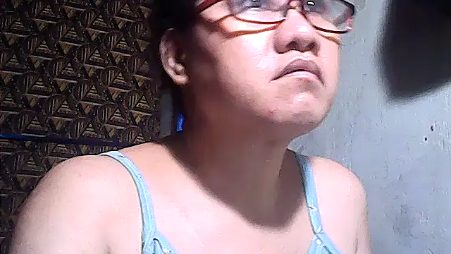 sweetsosie18 online show from April 2026 07:43:02 PM