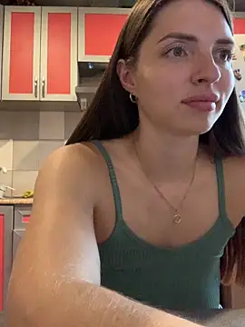 SeducingYoghourt online show from September 2025 03:29:01 PM