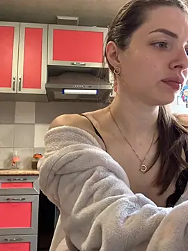 SeducingYoghourt online show from May 2026 01:49:01 PM