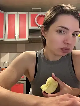 SeducingYoghourt online show from February 2026 05:02:01 PM