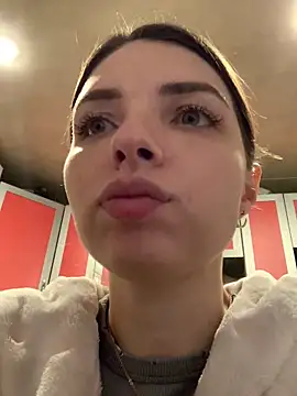 SeducingYoghourt online show from February 2026 04:51:02 PM