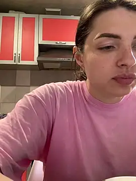 SeducingYoghourt online show from May 2026 03:43:02 PM