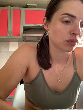 SeducingYoghourt online show from July 2026 01:52:02 PM