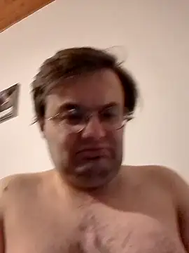 Snapshot of makau1 chatting on January 2025 12:36:01 AM makau1 online show from January 2025 12:36:01 AM