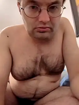 Snapshot of makau1 chatting on September 2025 09:32:01 PM makau1 online show from September 2025 09:32:01 PM