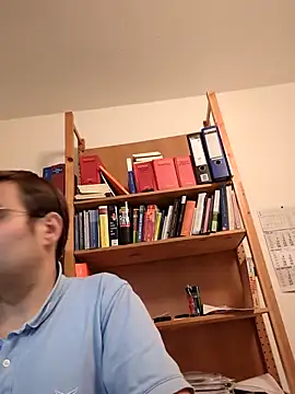 Snapshot of makau1 chatting on September 2025 10:14:02 PM makau1 online show from September 2025 10:14:02 PM