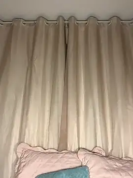 Kaiisa  online show from November 2025 12:20:01 AM