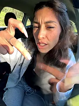 amanilouve online show from January 2026 10:32:02 AM