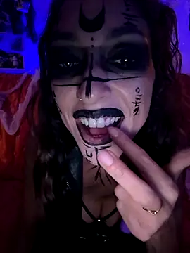 amanilouve online show from October 2025 12:29:02 AM