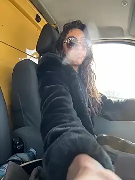 amanilouve online show from March 2026 10:12:02 AM