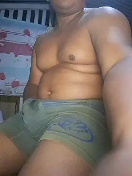 Efrain2090 online show from March 2025 10:24:02 AM