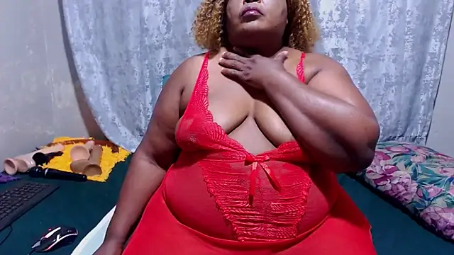 Snapshot of MatureBootyBabe4Uxx chatting on June 2026 05:12:02 PM MatureBootyBabe4Uxx online show from June 2026 05:12:02 PM