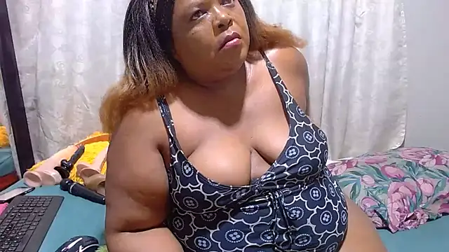 MatureBootyBabe4Uxx online show from April 2026 01:46:02 AM