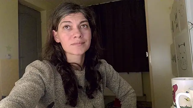 Snapshot of MercyLove chatting on November 2025 02:40:01 PM MercyLove online show from November 2025 02:40:01 PM