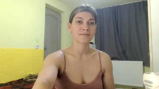 Snapshot of MercyLove chatting on February 2026 04:30:01 PM MercyLove online show from February 2026 04:30:01 PM