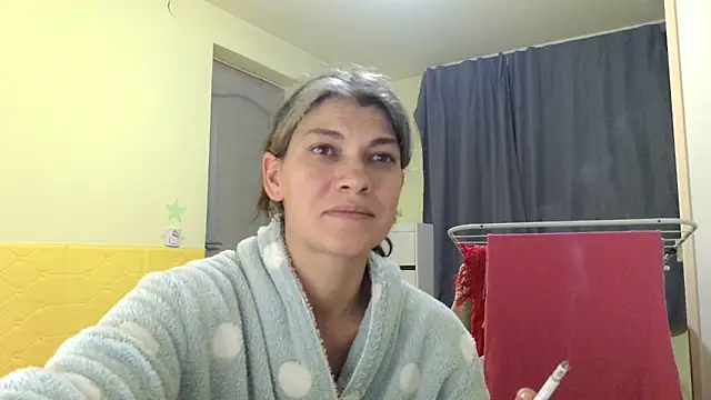 Snapshot of MercyLove chatting on November 2025 03:05:01 PM MercyLove online show from November 2025 03:05:01 PM