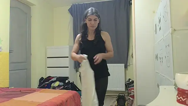 Snapshot of MercyLove chatting on January 2026 05:49:02 PM MercyLove online show from January 2026 05:49:02 PM