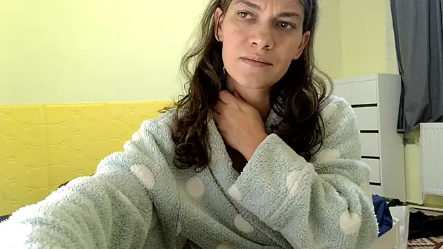 Snapshot of MercyLove chatting on October 2025 03:46:02 PM MercyLove online show from October 2025 03:46:02 PM