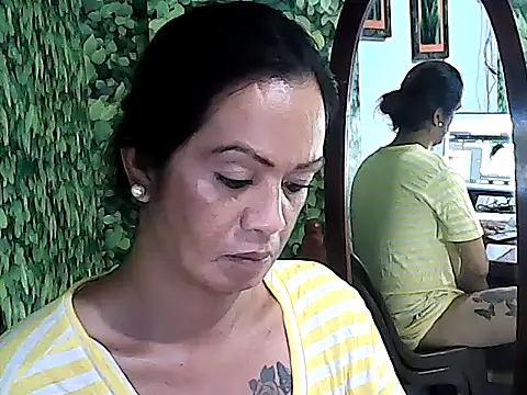 Snapshot of yummy_21xxx chatting on September 2025 08:35:02 PM yummy 21xxx online show from September 2025 08:35:02 PM