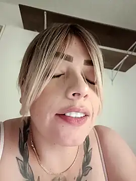 natalygolden69 online show from November 2025 01:04:02 PM