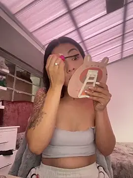 MadisonCambel online show from November 2025 07:28:01 PM