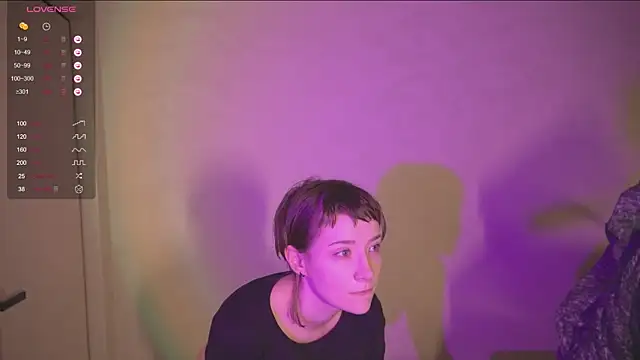 Snapshot of RikkiSanchez chatting on October 2025 08:08:01 PM RikkiSanchez online show from October 2025 08:08:01 PM