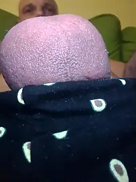 Ladyshaker82 online show from April 2026 01:56:02 AM