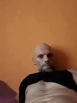 Snapshot of Ladyshaker82 chatting on November 2025 02:55:01 PM Ladyshaker82 online show from November 2025 02:55:01 PM