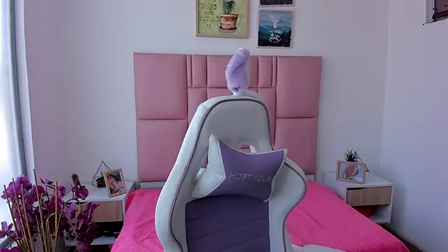 katalina garcia online show from February 2026 03:44:01 PM